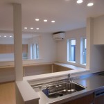 キッチンとダイニング