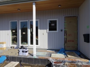 樹脂製外装材（外壁材）