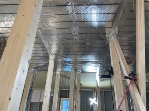天井の気密処理完了